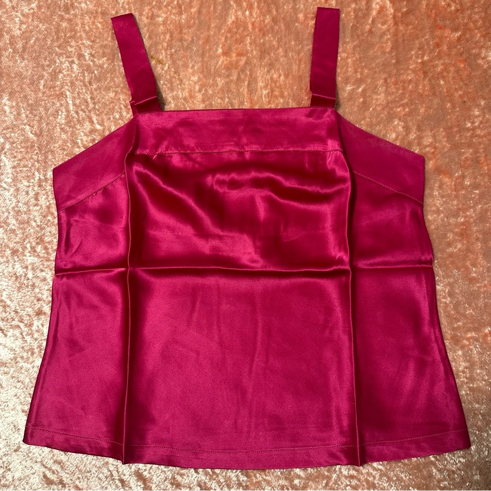 NWOT Victoria’s Secret true vintage from the 90s. 100% silk. Size P.